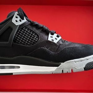 Jordan 4 Black Canvas